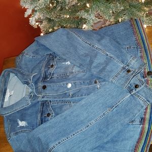 Distressed Jean Jacket 🌈